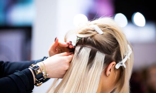 Schöne Haare on the Road – Tipps für unkomplizierte Styling-Routinen